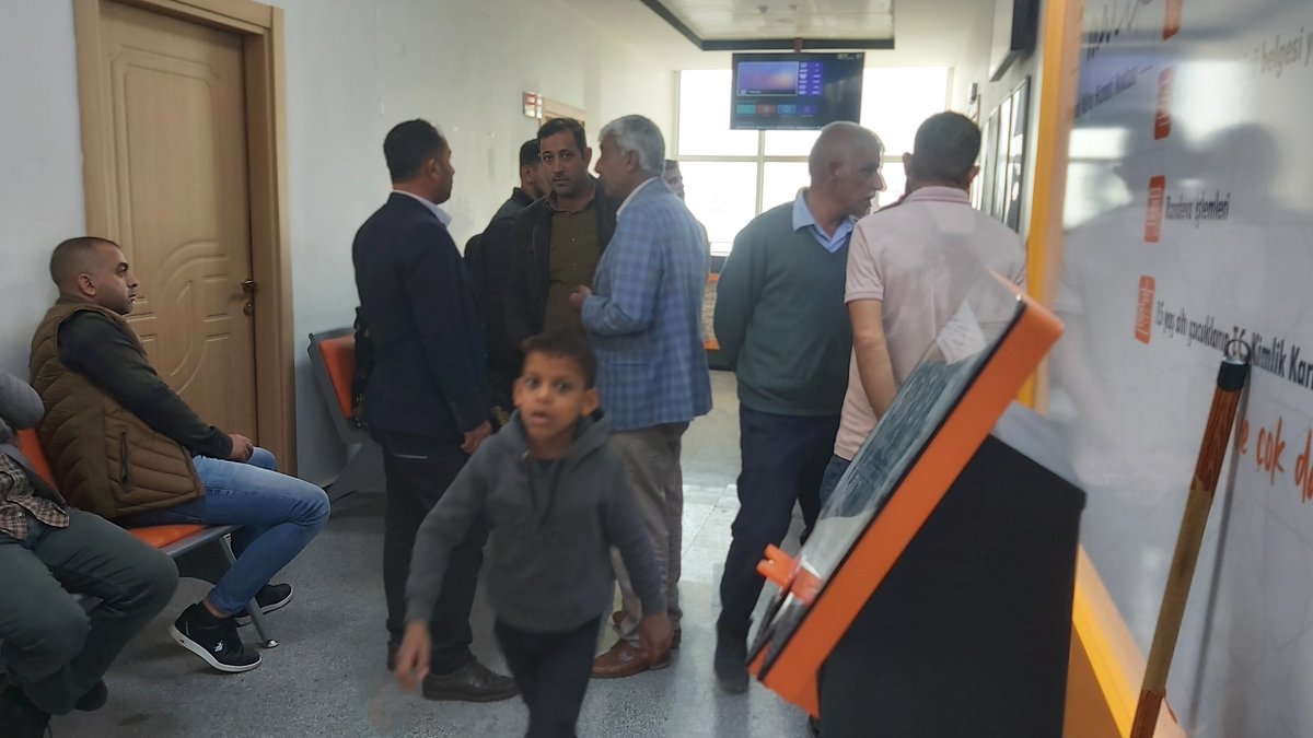 HarranNufus's tweet photo. Harran İlçe Nüfus Müdürlüğü Cumartesi günü vatandaşa hizmete devam ediyor…!
@sefikaygol
@TCNufus
@HarranKaymakam @HASANBASARAN07 @Bilalyetgin63 https://t.co/1PIcBzL0Pc