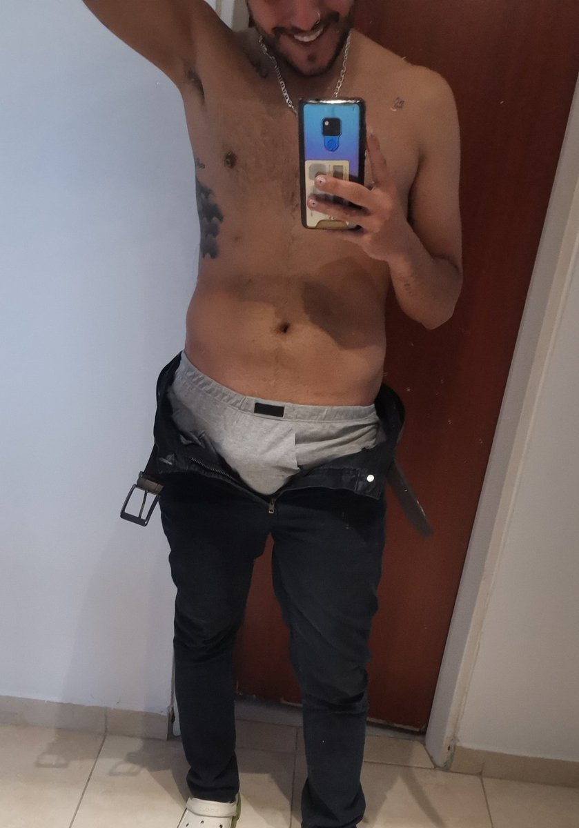 loganlegend3's tweet photo. Y que hacemos hoy? https://t.co/bSfmqlOFNN