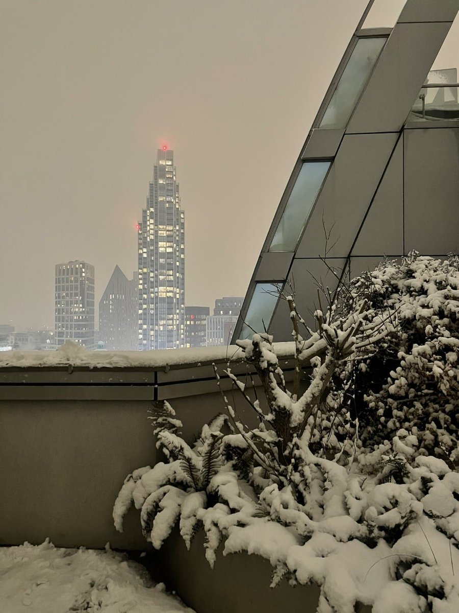 zhantachuangtu1's tweet photo. So beautiful, would love to see the snowy weather https://t.co/MUrcnMOpQz