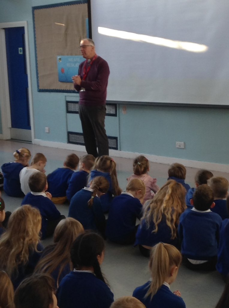 GilberdykeRocks's tweet photo. We also had a visit from Philip from the Methodist church this week. He led a Christmas service where the children read and sang their hearts out, listening to the story of Jesus' birth. #GPSRE&Worldviews #GPSCommunity https://t.co/aButjMThcQ
