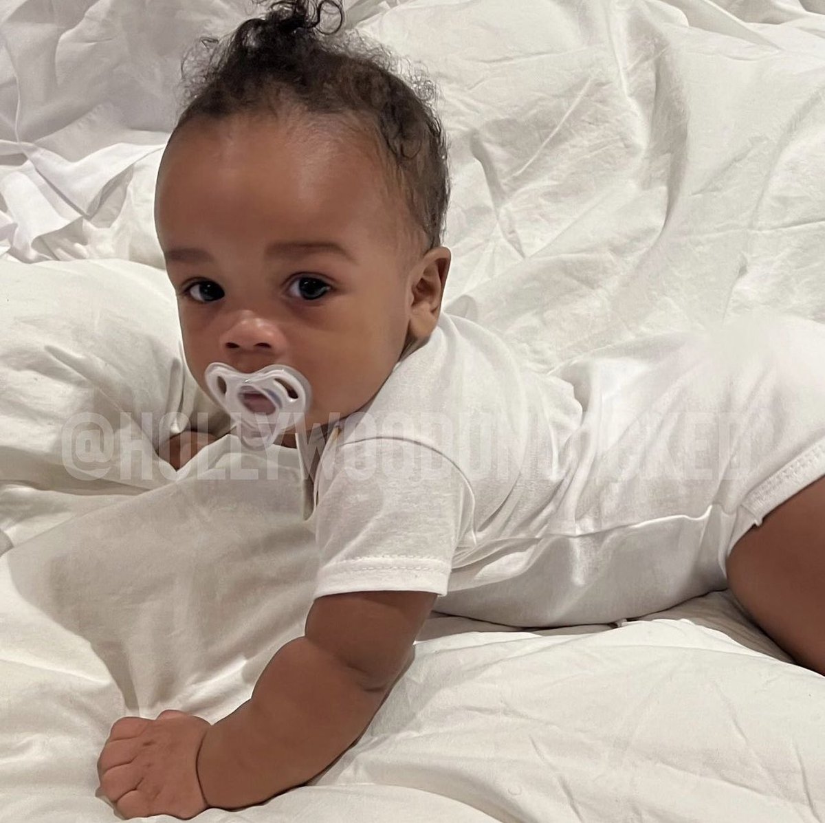 galactamelanin's tweet photo. baby ri x rocky 🥲👶🏽 https://t.co/YWmx7dUbzt