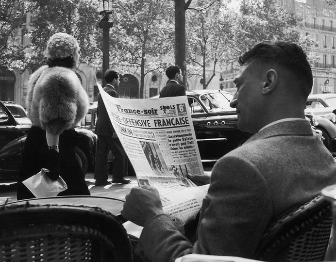 literlandweb1's tweet photo. "Nada es más peligroso que la verdad en un mundo que miente". 
Nawal El Saadawi
📷Bert Hardy https://t.co/60eNrlG26g