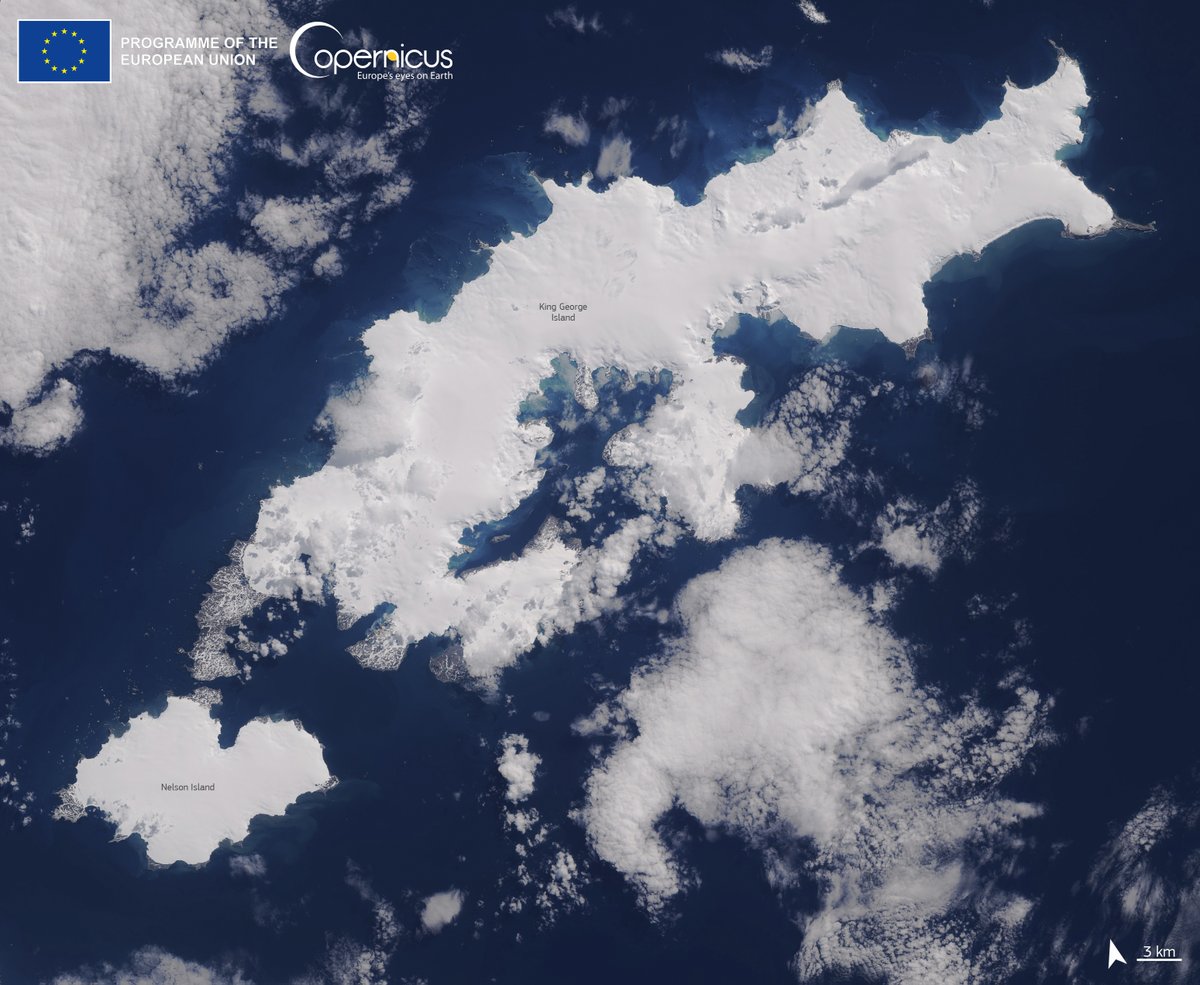 Are you interested in learning how #Copernicus 🇪🇺🛰️ contributes to polar 🐻‍❄️ monitoring? 

Read our recent #CopernicusObserver dedicated to this topic 🧊🔗 e.copernicus.eu/PolarMonitoring

⬇️ King George island on #Antarctica as seen by #Sentinel2 🇪🇺🛰️ on 11 December