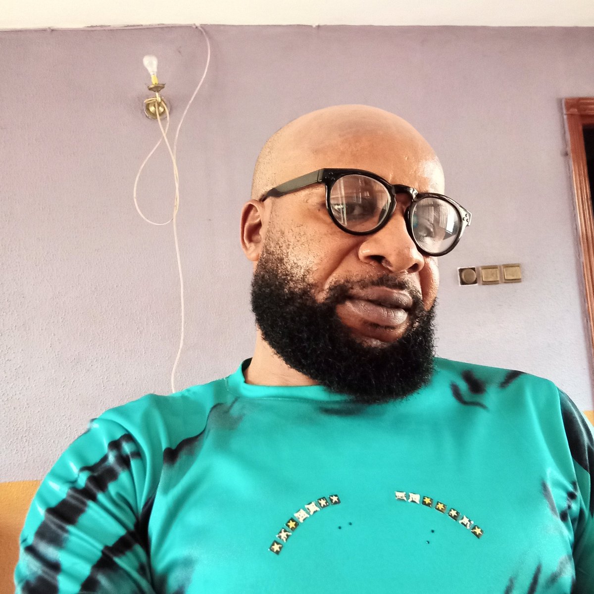 Mike Afia tweet media
