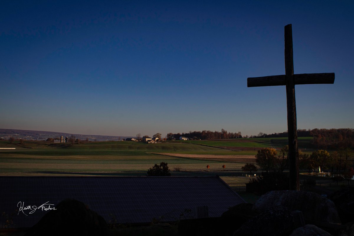 KeithJFisher's tweet photo. “Beulah Land”
~~~~~~~~~~
#keithjfisherphotography #graziesantangelo #inspirational #creativematters #beulahland #heavenonearth #cross #valley #sprituality #ruralamerica @LancasterPAcom @DiscoverLancPR @cityoflancpa @GrandLancaster @lancastervisit @LancasterPArr @thepetersens https://t.co/rAu1Exm1At
