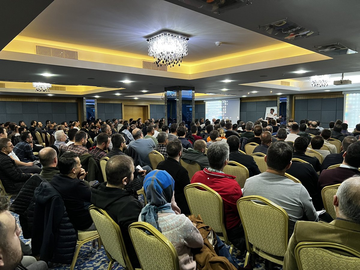 MUHAMMEDKBAYRAM's tweet photo. A’dan Z’ye finans konuştuğumuz Bursa Eğitimimiz +500 Kişi Teşekkürler Bursa #Yatırımcıİzdihamı https://t.co/sAKj36bFpj