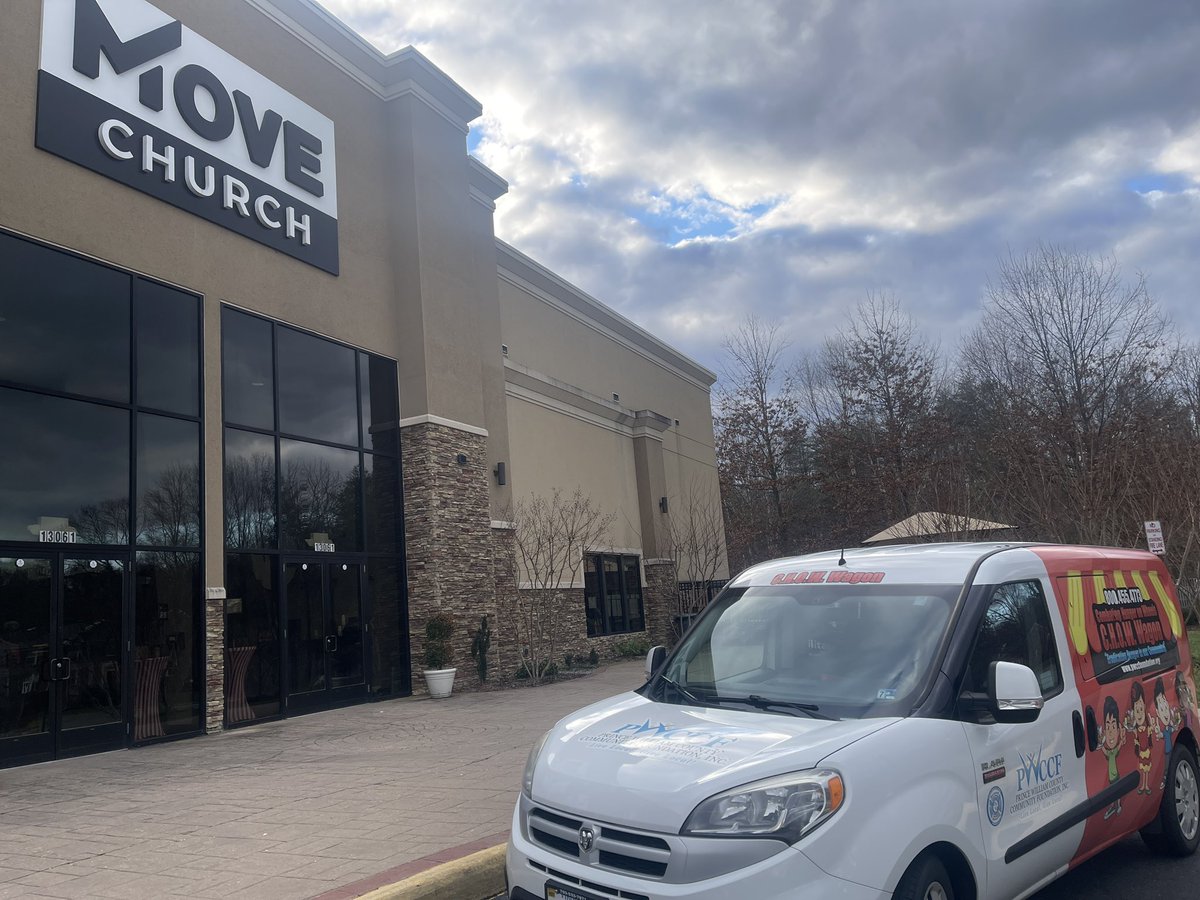 FoundationPwcc's tweet image. Our C.H.O.W. Wagon program dropped off 150 Buddy Bags filled with food resources in support of Move Church’s (Lakeridge, VA) Children’s Holiday Christmas Giveaway. “Together, WE Can Make a Difference!”