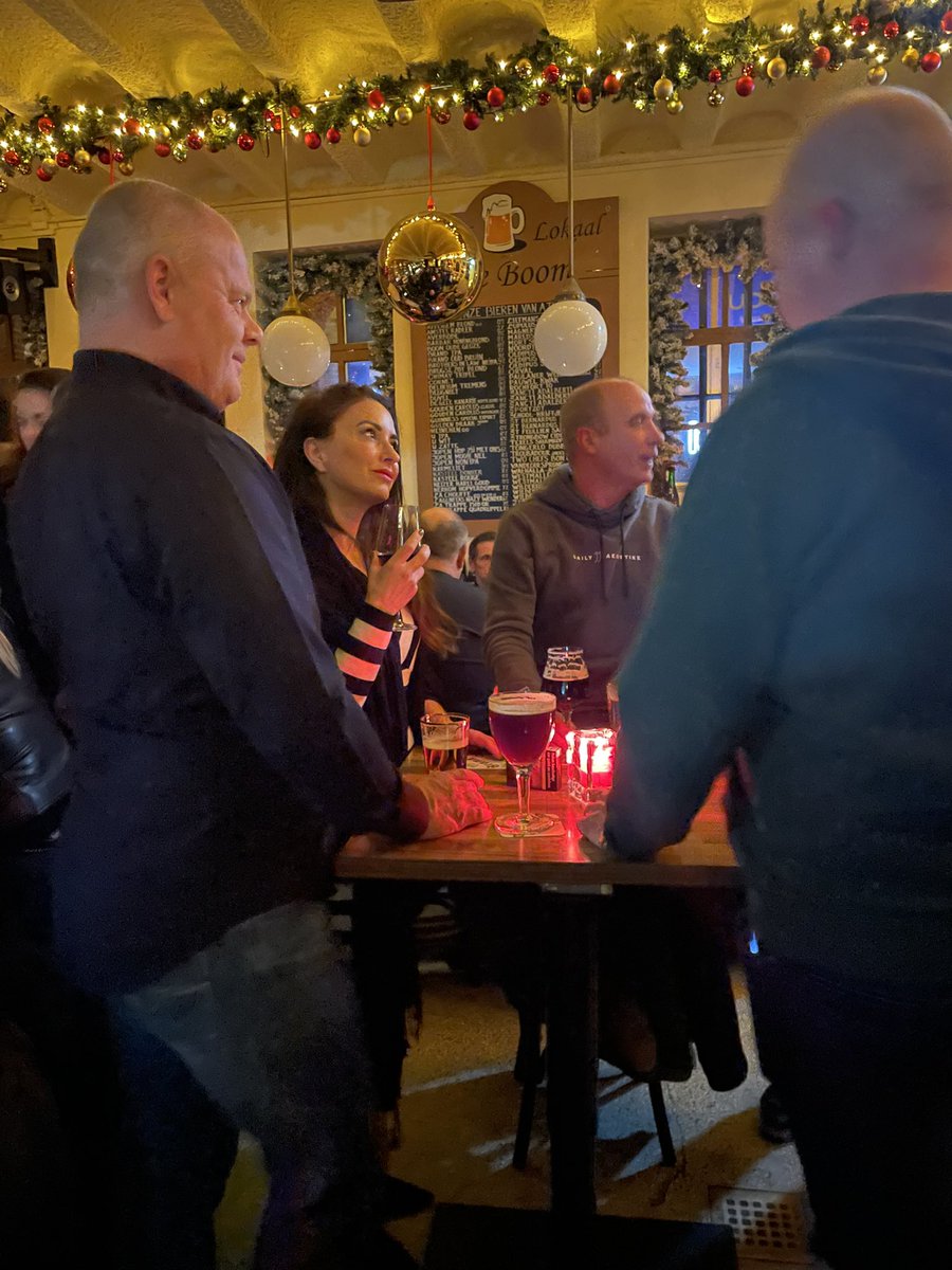 joskeijsper's tweet photo. Gisteravond een lekker winterbokkie van lokale brouwerij Sancti Adalberti uit Egmond genuttigd met goede vrienden! Wat kan het leven mooi zijn! #proeflokaal #deboom #alkmaar #bokbier #sanctiadalberti https://t.co/3sHSXBMG4N