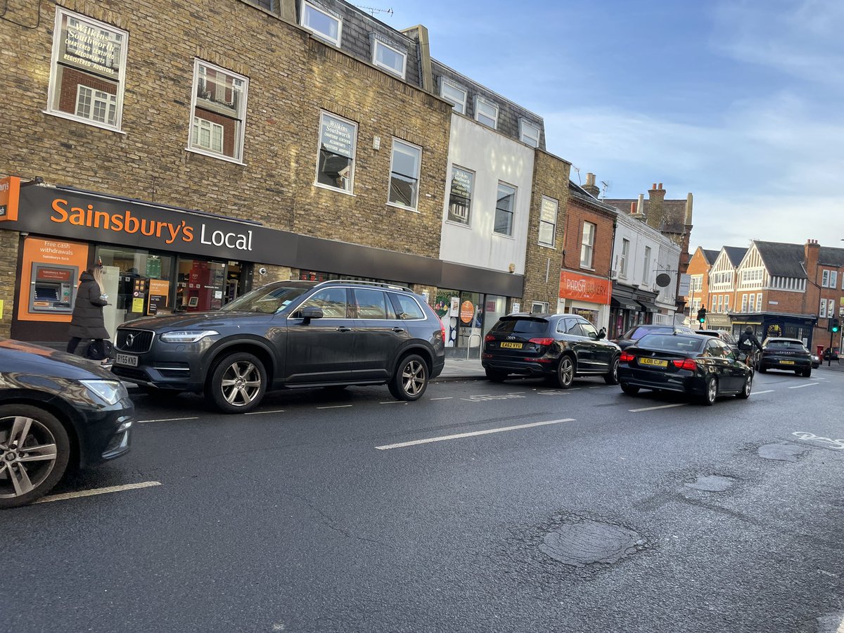 RuthMayorcas's tweet photo. @BCA4Barnes @raphaelzy3 @TCMBarnes @VeritasBarnes @AlexanderEhmann Yay #bikeracks by my nearest fruitshop. But why do these drivers think their #cars are ok for #loadingbays when just shopping? https://t.co/0ypAaD5CHc