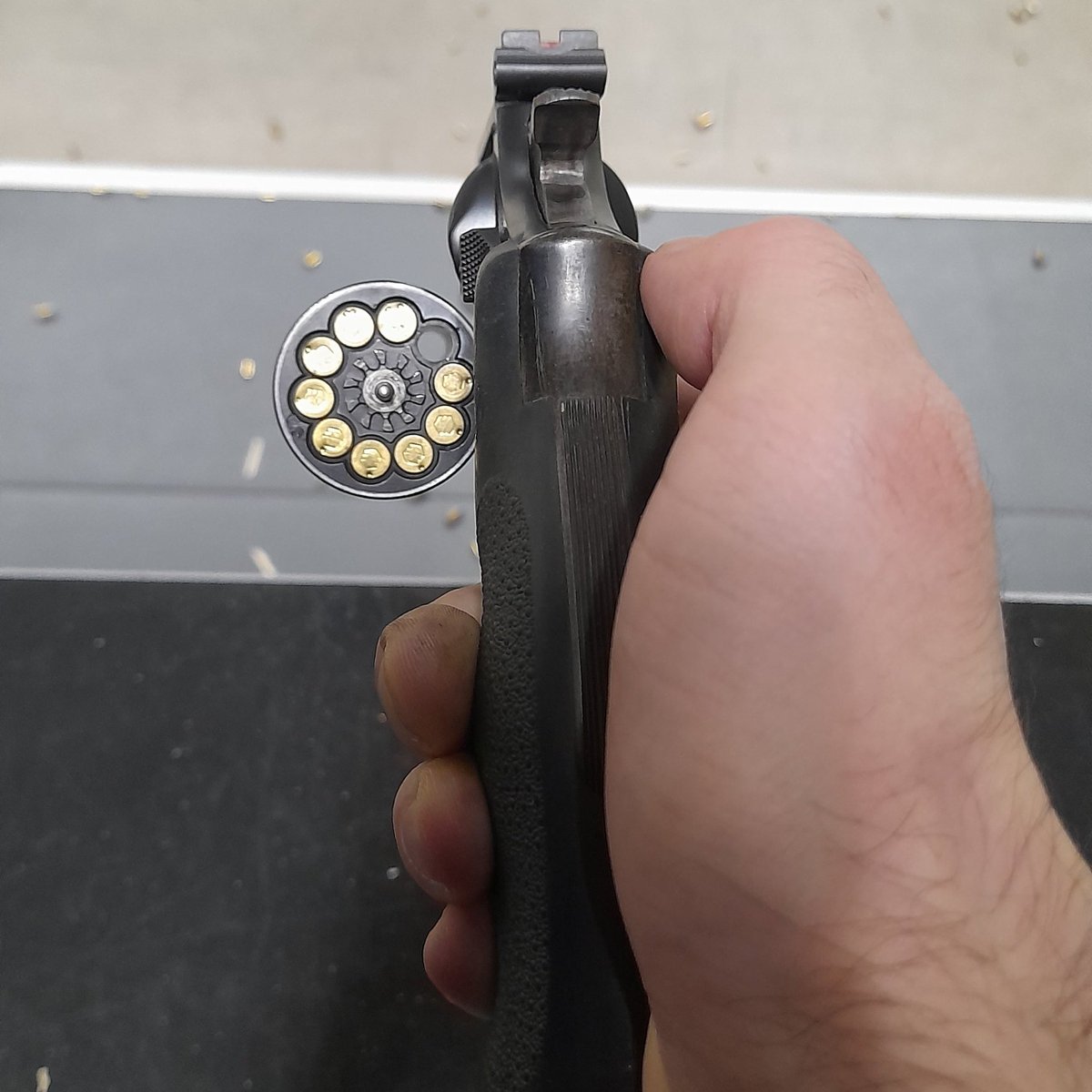 JanSuch6's tweet photo. S&W model 17-8 .22 Long Rifle
@SmithWessonInc #smithandwesson
#revolver #guncentrum https://t.co/Wpx0On8aLT