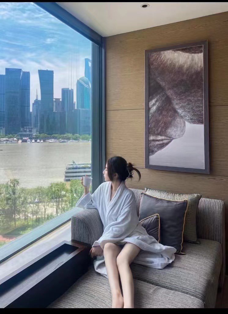 家里住了四个人
其中三个富二代白富美
真刺激
每个人的身上都有不同家庭的教育
能看到各自父母的影子
#上海
#上海线下
#上海资源
#上海模特 https://t.co/KXaASPDYK6