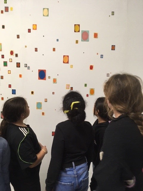 Millfieldstrust's tweet photo. The year 5 children from Pilgrim Primary School, have had a great time being creative, with the  #BAS9 , as part of the Widening Horizons' Programme. They visited @karstgallery  and experienced some amazing #contemporaryart
#millfieldstrust #plymouth #wideninghorizons https://t.co/E1pIptHPR6