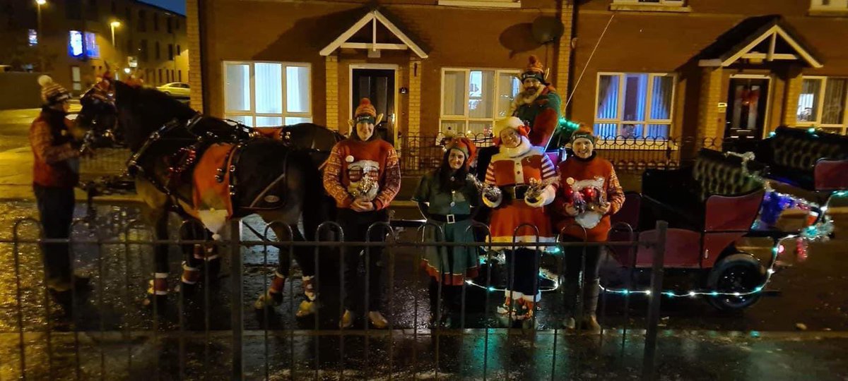 CharterNI's tweet photo. Diamond Project Christmas Event 🎅 Fantastic Night had by all. Thank you to L&amp;M Carriages the children loved the horses and @belfastcc for gritting the roads. Thank you to the volunteers and our Staff. 
Supported by Habinteg housing Association 
#DiamondProject 💎 https://t.co/mTfypjpAtE