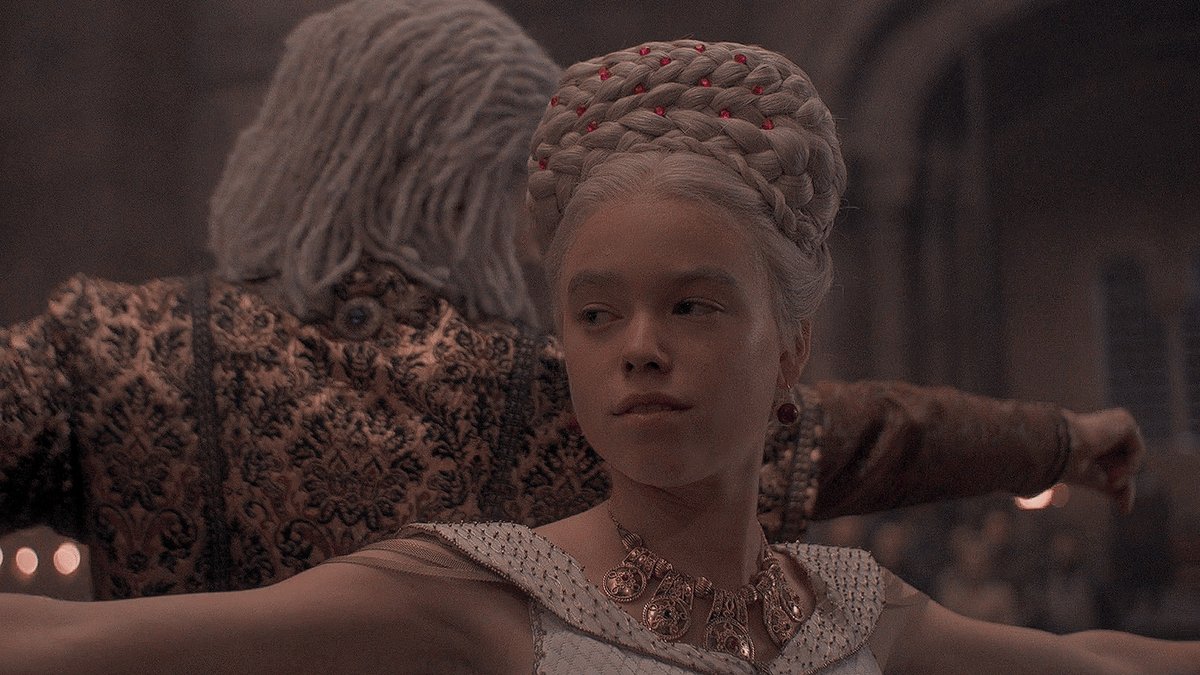 seaoftv's tweet photo. “Has this not been your purpose? Take me to dragonstone and make me your wife.” #daemyra https://t.co/Vzvc7Vl7Up