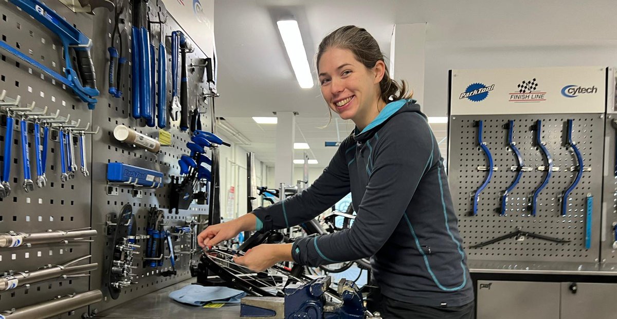Cytech Level 2 qualified mechanic 💅 Massive thank you to <a href="/BrokenSpokeCoop/">Broken Spoke Bike Co-op</a> for their trailblazing funded mechanics pathway. Very excited for the second cohort starting soon!