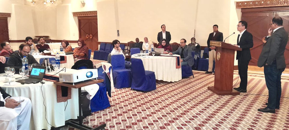 ErwinPolicar's tweet photo. From good to great. A day of insightful, &amp; positive critical thinking with @UNHCRPakistan partners in Baluchistan. Introspection of 2022, celebrating achievements &amp; developing a plan in 2023 and beyond. Recognize, empower, capacitate and trust. Risk informed not averse. https://t.co/TckMqqe6Hb