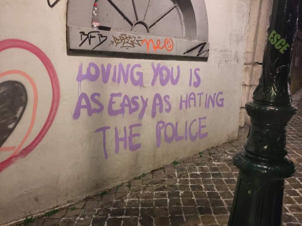 Radical Graffiti tweet media