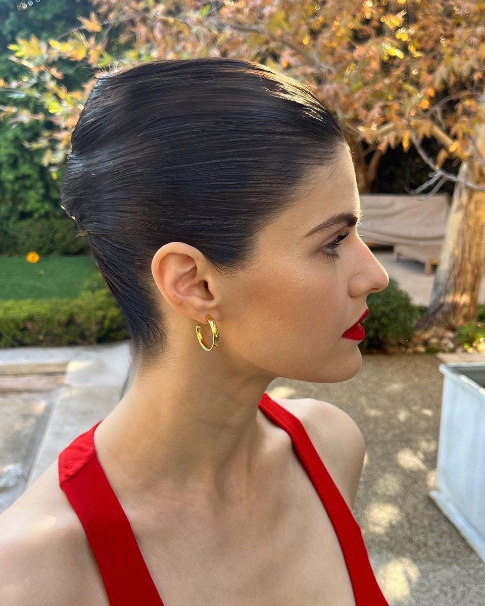 best of alexandra daddario (@daddario_gifs) on Twitter photo 