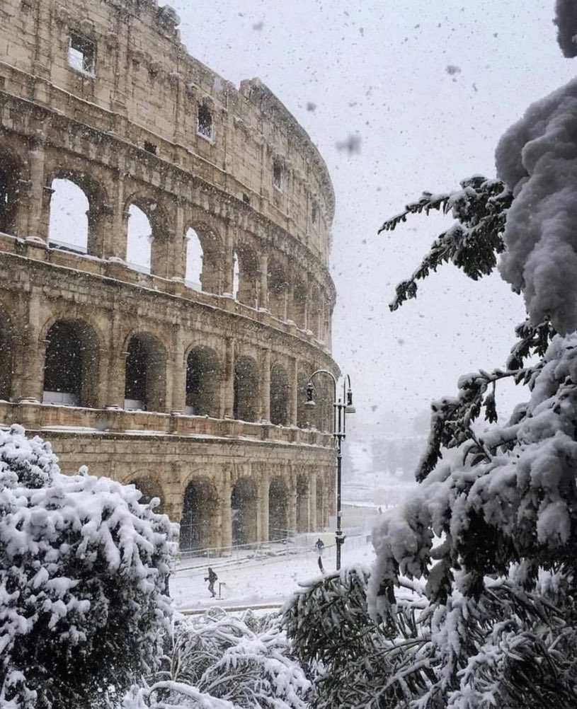 W0rld2026's tweet photo. Winter in Rome https://t.co/asv4lSL5At