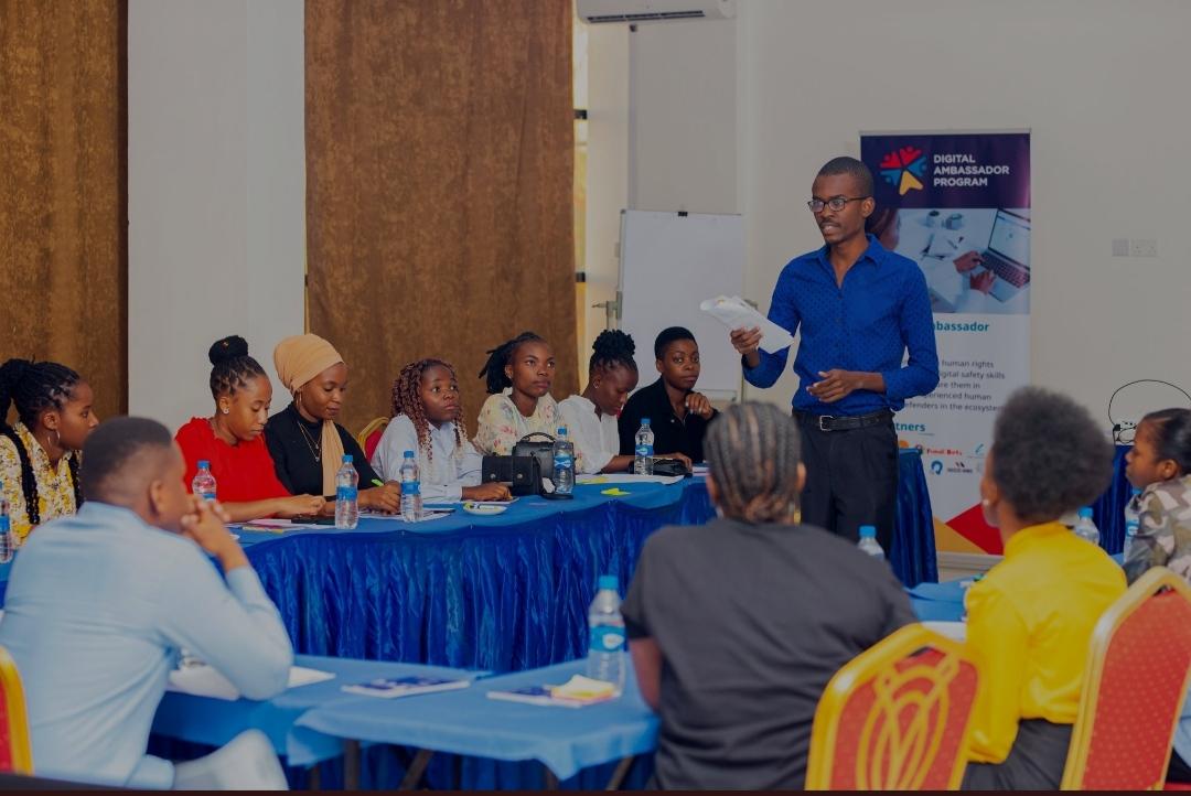 We are in Dodoma for two days, Training Youth from #Tanzania Universities on Introduction to digital rights under Digital Ambassador Program #DAP organized by <a href="/pollicyorg/">Pollicy</a> and <a href="/OmukaHub/">Omuka Hub</a> is one of the partners.