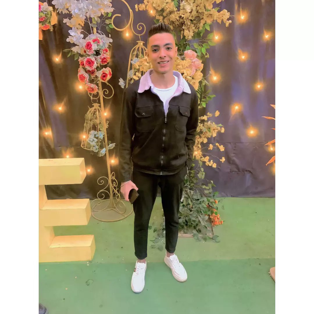 justelzoz's tweet photo. جامد وشيك اظهر اخفيك 🖤🥷 https://t.co/NlUCs5lBVF