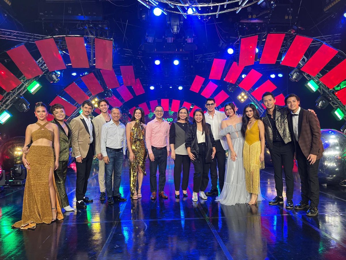 StarCreativesTV's tweet photo. Sending love to everyone this Christmas from your #TheIronHeart family! 🦾❤️

#ABSCBNChristmasSpecial2022 https://t.co/z56K312PMb