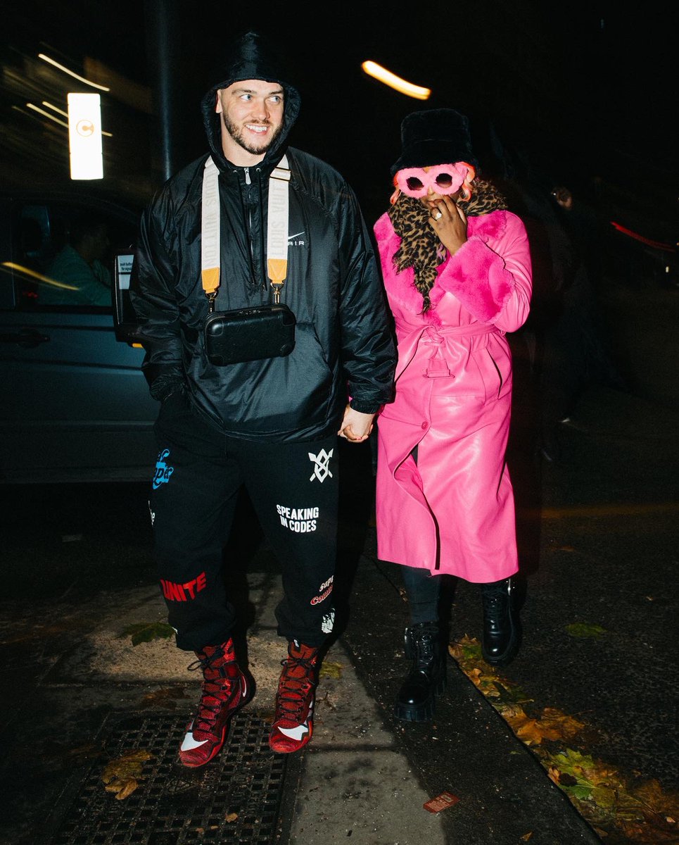 ryantaylorbmx's tweet photo. Straight out the gym. To date night with my wife to be @cuppymusic 📽✈️🤞🏼🩸🥺🤩😫❤️❤️👑👑🤘🏼 https://t.co/YVIn0be4uS