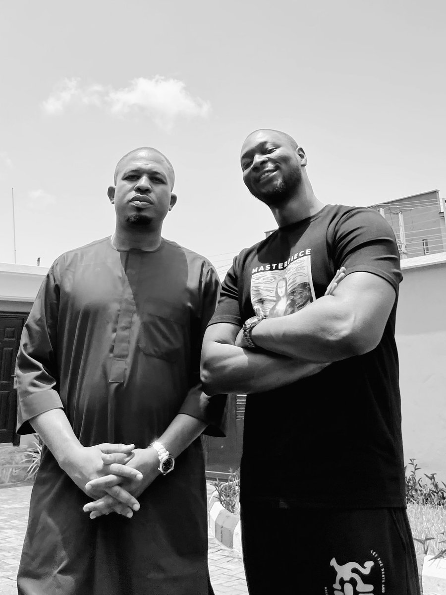 IAmDonawon's tweet photo. Today. One of the greatest human beings to ever walk the planet was born. 

My brother @NaetoC. Words can’t express how much I appreciate you. You deserve to smell your flowers everyday. 

Have a blessed day my mentor. https://t.co/UWD1CUDptK