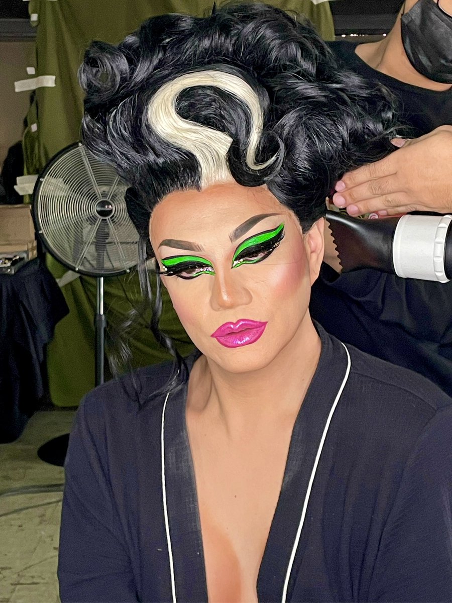 Marlyn_Marie's tweet photo. Drag Den Comedy Episode looks for @manilaluzon ๐๐๐
#dragden @dragdenph #DragDenPinoyPride #DragDenPinoyComedy https://t.co/u1ReacTewX