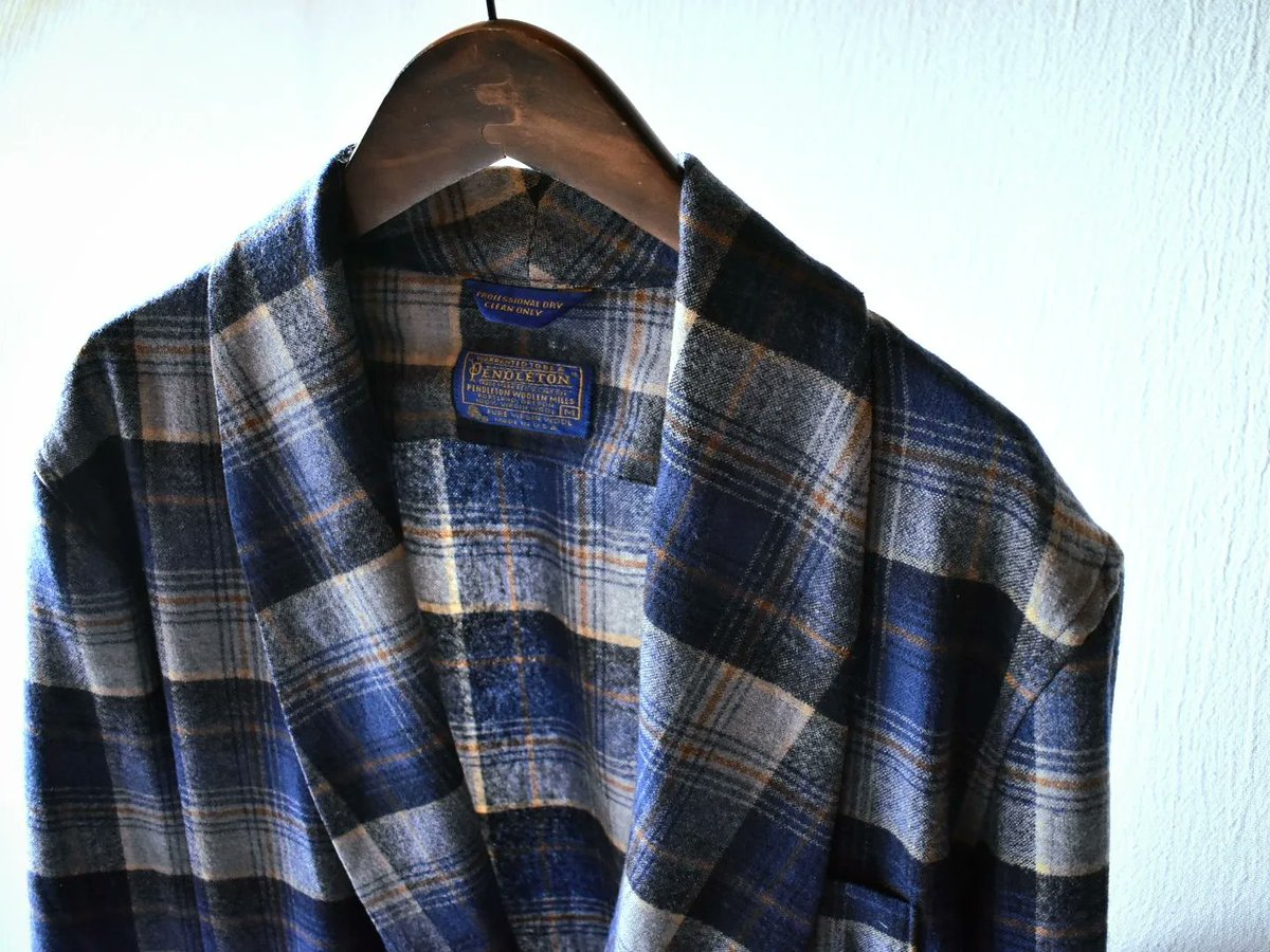 Rinceaux1's tweet photo. 【 used 】PENDLETON 70's~80's usa Vintage check wool gowncoat (M) NAVYBLUE
#rinceaux
#vintagecoat
#vintagependleton
#checkcoat
#ランソー
#ペンドルトン
#ヴィンテージコート
#チェックコート
#ガウンコート
#オンブレチェック
#ヴィンテージ古着
#古着通販
#古着ネットショップ https://t.co/CoFWQ6gcSp