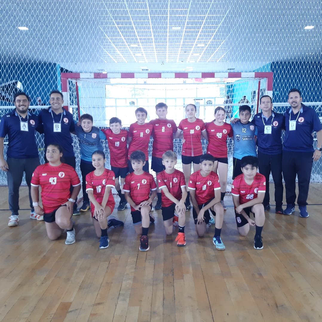 FedSanLuisHand's tweet photo. 🤾‍♂️🤾‍♀️TORNEO CLAUSURA 2022 🤾‍♂️🤾‍♀️
🏆FINAL - INFANTIL MIXTO
INICIO DE PARTIDO
Club Huracán 🆚 Club Aseba

Transmisión por el YouTube de la Federación Sanluiseña de Handball
https://t.co/PaCgCRJsmv https://t.co/Hgovg9i2Ep