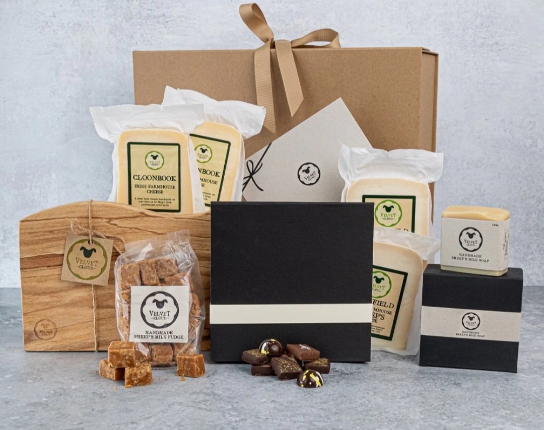 AislingRoche1's tweet photo. Supporting Irish means you still have time to gift unique artisan products and support small Irish producers. We are dispatching with DPD right up till Thursday  https://t.co/p3r09FCRjI love RTs 🙏 https://t.co/8AAk4fQHEf