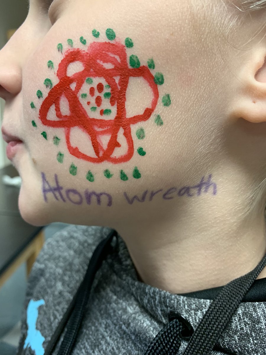 JanetHogan16's tweet photo. Blending science &amp; art for the holidays @KrimmelKISD https://t.co/8dC6eydztC