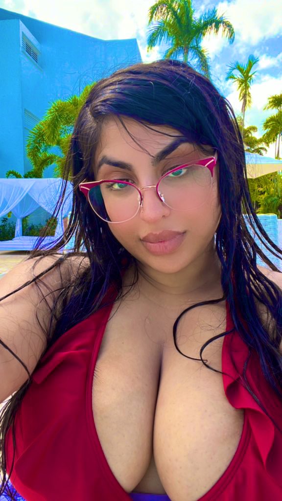 syruhhhh's tweet photo. finally got the anime filter on tiktok and i’m kinda obsessed https://t.co/zH6993Tamz