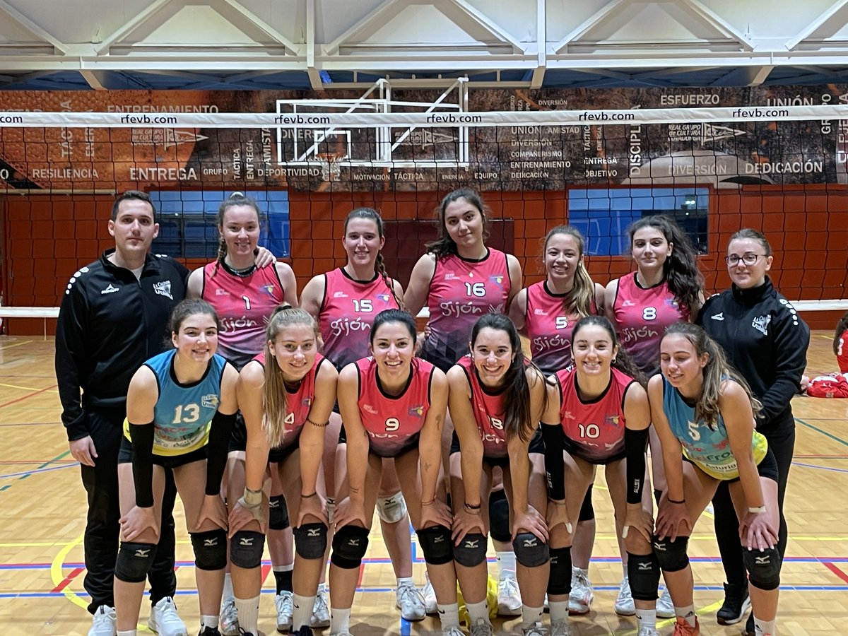 Menudo finde
Lee más en : lacalzadavoley.clupik.app/publication/14…