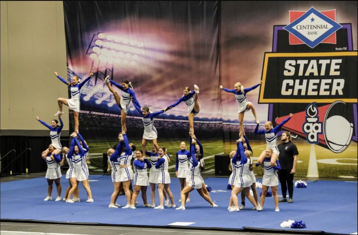 mountiecheer's tweet photo. 🤩🤩🤩 

{ SHOUTOUT TO OUR AWESOME PARENTS FOR CAPTURING THESE MOMENTS FROM YESTERDAY } https://t.co/fP699h7WIR