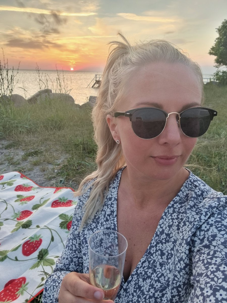 Erika ⭐️⭐️ tweet media