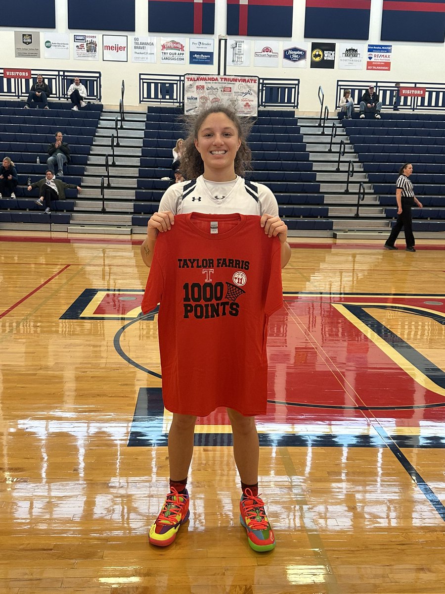 THS_BRAVE's tweet photo. 🚨🚨CONGRATULATIONS to @TaylorFarris10 for scoring her 1000th career point!!

@TalawandaGBBall @THSTheTribe @THSBoosters @bravedailynews @swocsports @SWOSportsDaily @BCHSSReport https://t.co/lQIgDGzx73