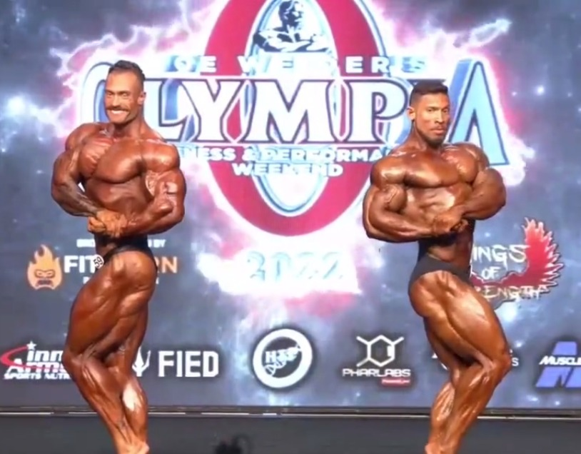 cabreloatips's tweet photo. HISTÓRICO DEMAIS!!!!

ARBITROS DO MR OLYMPIA PEDIRAM APENAS PRA SUBIR 

RAMON DINO E CBUM NO PALCO https://t.co/9ElOfGBxG7