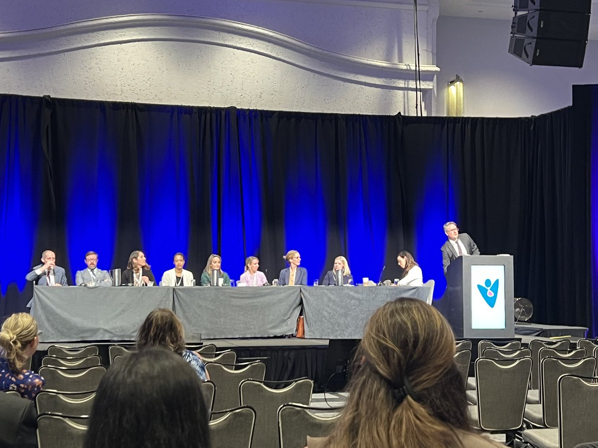 StephGoldMD's tweet photo. When to Worry? #pcics22 presents a panel of experts with fantastic wisdom on some provocative cases! #PedsCICU @JennaRomanoMD @sarahteele @allen_kiona Andrew Glatz, Carlen Fifer, Christine Riley, Chris Mascio https://t.co/wc5vfkXXVP