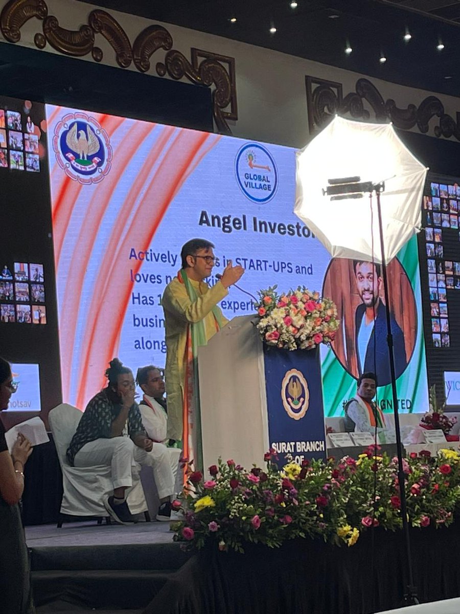 mehulshahca's tweet photo. Had a fantastic time being part of Dragon's Den as a jury member in CA Students Conclave. So impressed by the pitches and creativity of these up-and-coming entrepreneurs. Kudos to #wicasa for putting on such a valuable event
#entrepreneurship #innovation
Key Takeaways
Thread 🧵 https://t.co/yJKZlevWah