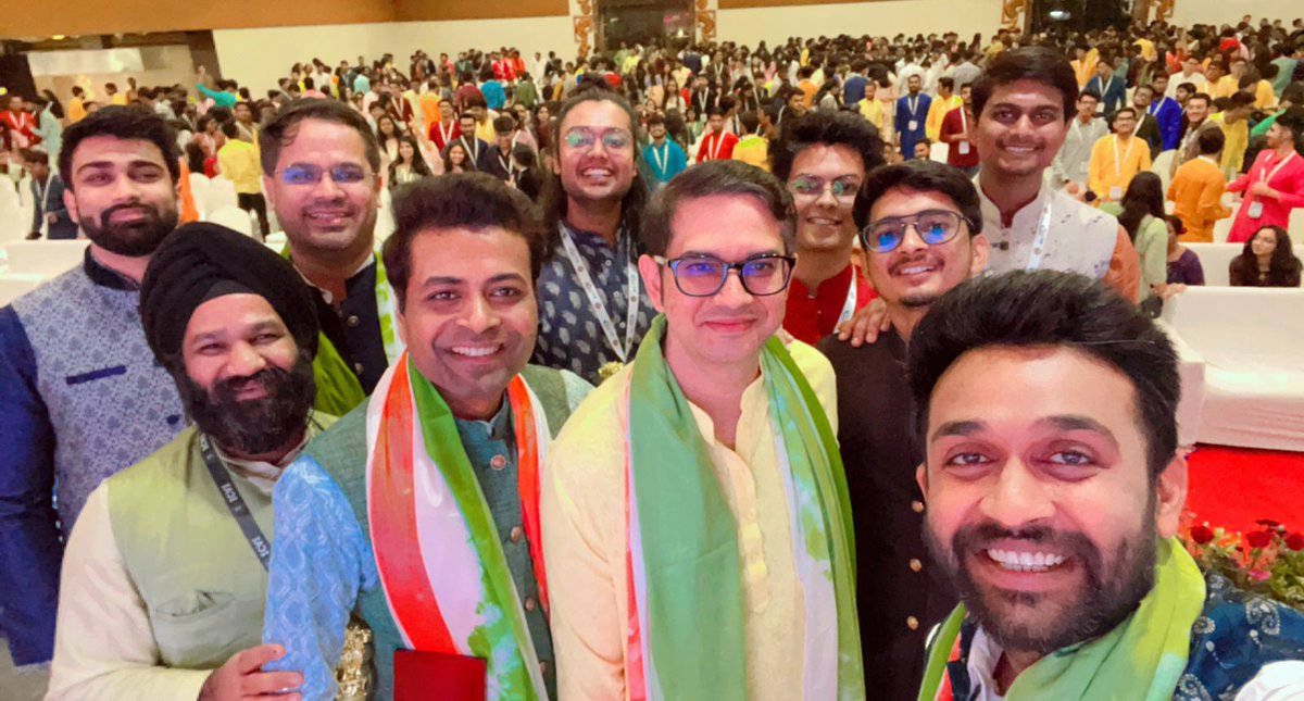mehulshahca's tweet photo. Had a fantastic time being part of Dragon's Den as a jury member in CA Students Conclave. So impressed by the pitches and creativity of these up-and-coming entrepreneurs. Kudos to #wicasa for putting on such a valuable event
#entrepreneurship #innovation
Key Takeaways
Thread 🧵 https://t.co/yJKZlevWah