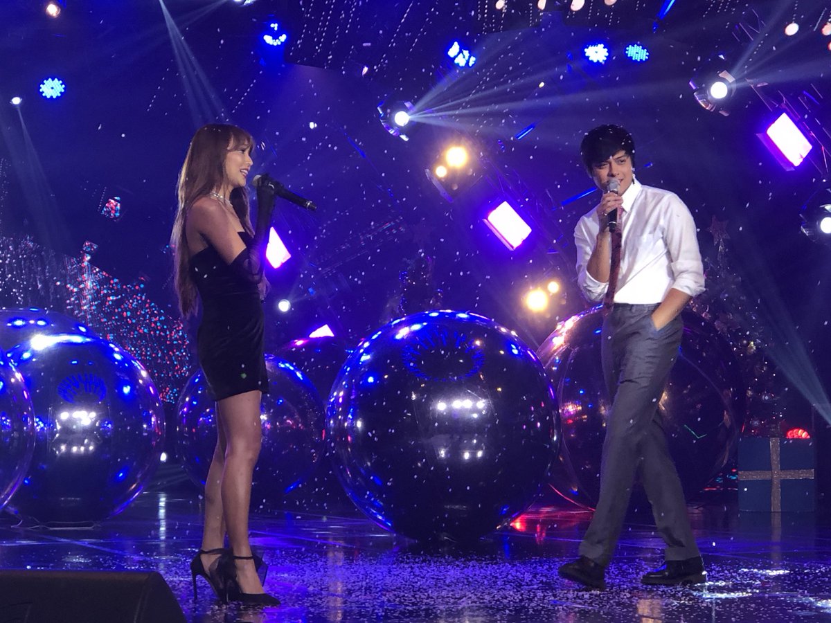 ABSCBN's tweet photo. The phenomenal loveteam, #KathNiel!

#TayoAngLigayaNgIsatIsa   
#ABSCBNChristmasSpecial2022

Follow ABS-CBN for more updates. https://t.co/9CjycNrQGJ