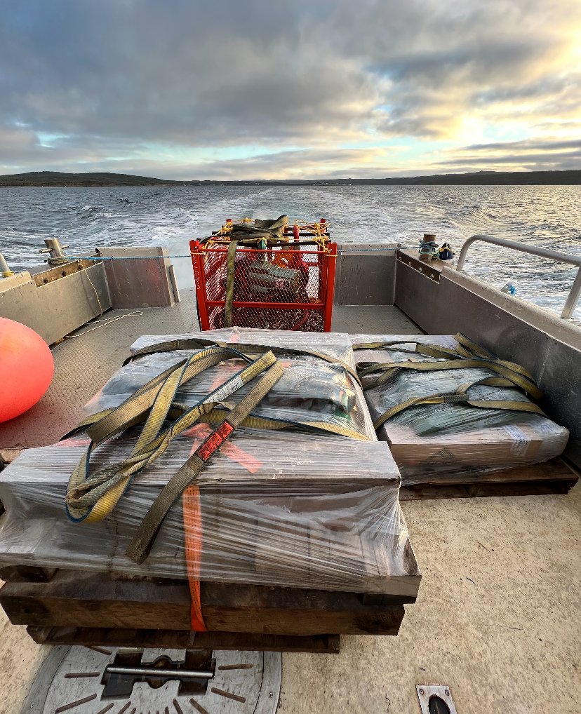 frontiersubsea's tweet photo. Early morning mob to assist one of our Clients in a thruster motor removal operation. #liftingoperations #liftingsolutions https://t.co/5xywic2o7j
