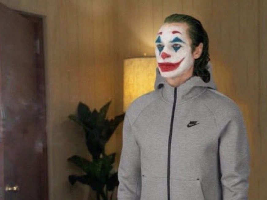 alancarroII's tweet photo. Going to work Monday knowing someone made your salary flipping Trump NFTs https://t.co/rgY4fi60JP