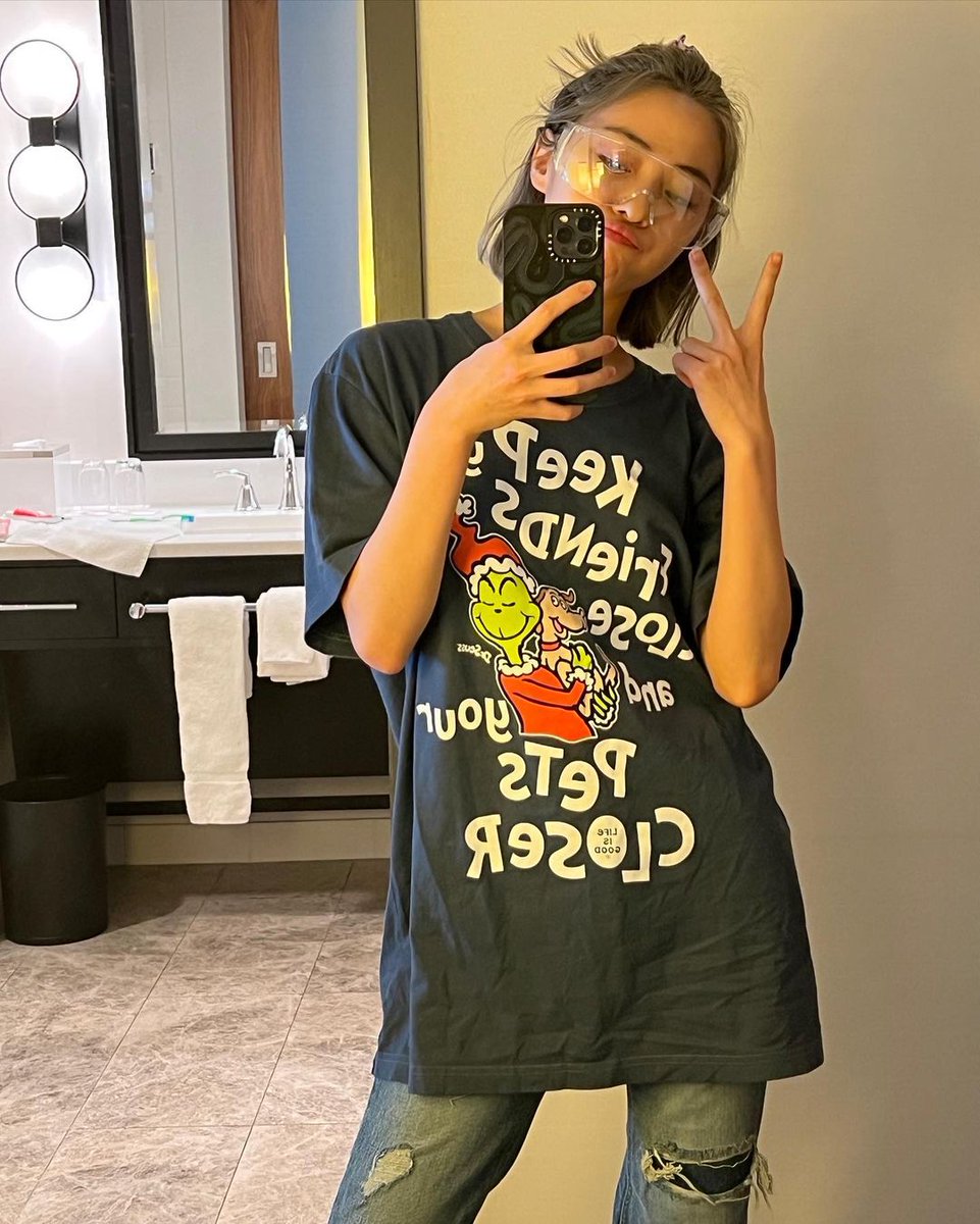 ITZY STAGRAM tweet media