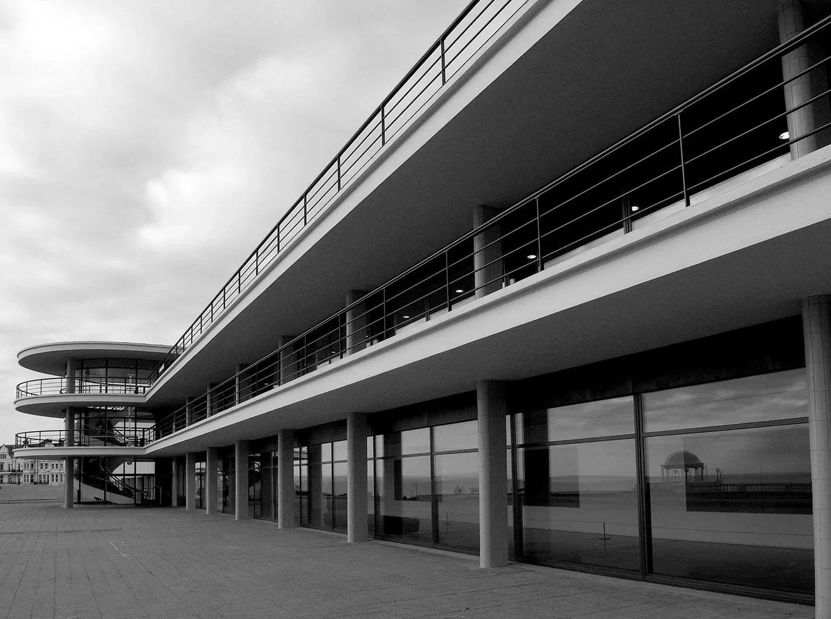 archinerds's tweet photo. De La Warr Pavilion, Erich Mendelsohn and Serge Chermayeff, Bexhill-on-Sea, England, UK, 1935.  #architecture  https://t.co/fnIDKoaUZx https://t.co/aFsyN2BOQD