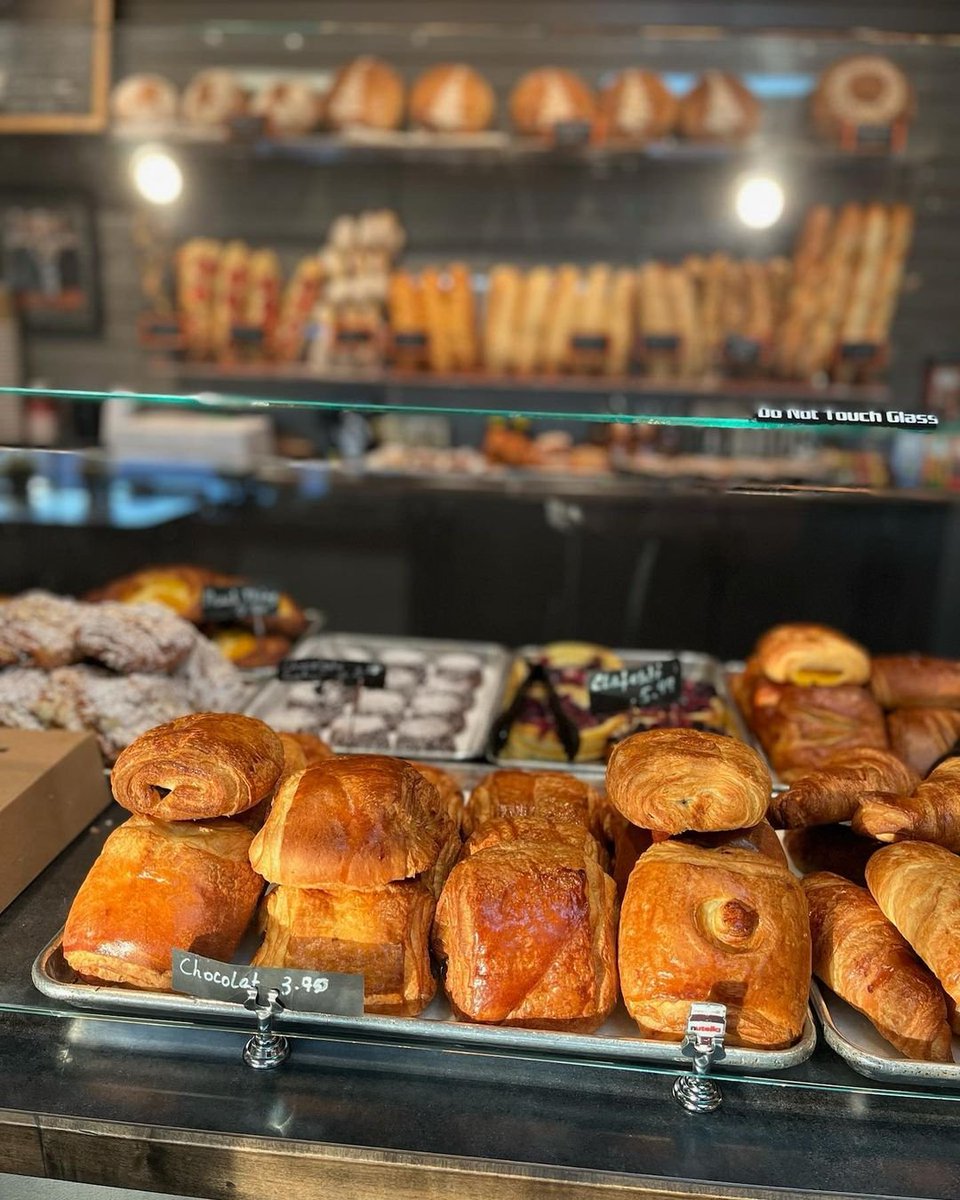 GreaterGlendale's tweet photo. Come warm up with a pastry and coffee at @DetourBakery
.
.
.
#breakfast #bread #pastries #bakery #food #denver #denvercolorado #denverbreakfast #denverpastry #denverfoodie #denverfood #denverfoodscene #denverbakery #denverbakedgoods #denverbaker #303 #303eats #303foodie #303food https://t.co/y0VQ5Z0vIX