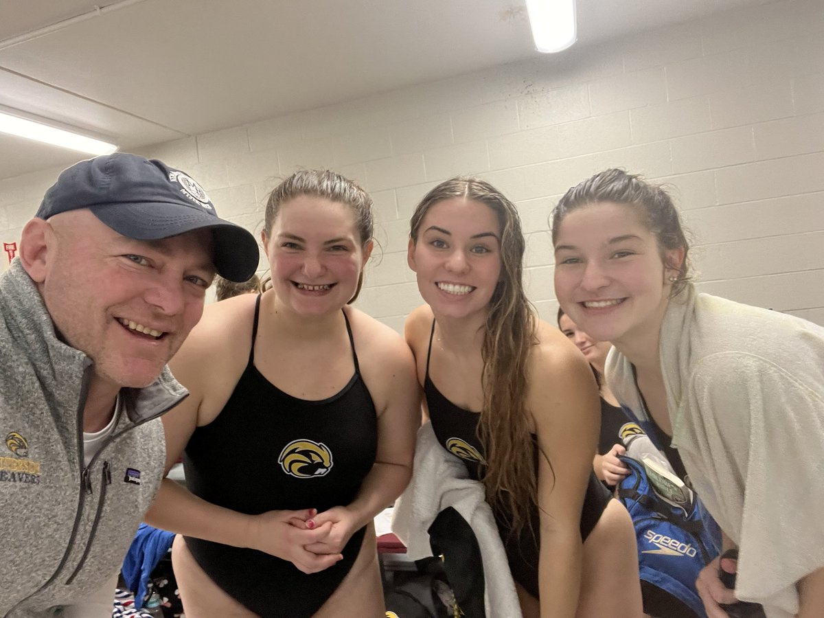 BILLYMAYER1GS's tweet photo. Our BEAVERS are getting after in the water again this AM at SPIRE. Huge meet/unreal competition…

This will pay dividends late in the season at WRC’s/post season! 

Go BEAVS! 🦫🏊‍♀️🏊🏊‍♂️🤿🖤💛💪🏼@RLSD_Beavers @mayer1nes https://t.co/CrdG2A7wBh