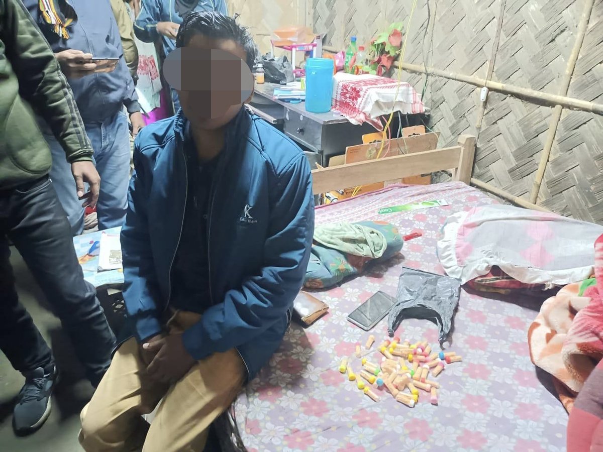 In a raid conducted at No-3 Larkuchi village under Mukalmua PS , the IC, Doulasal OP recovered 63 gram of suspected Heroin in 48 plastic containers last night and arrested one drug peddler. @assampolice @DGPAssamPolice @gpsinghips @HardiSpeaks